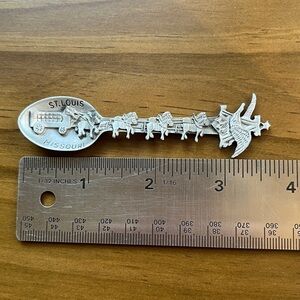 St Louis Pewter souvenir spoon - St. Louis Missouri